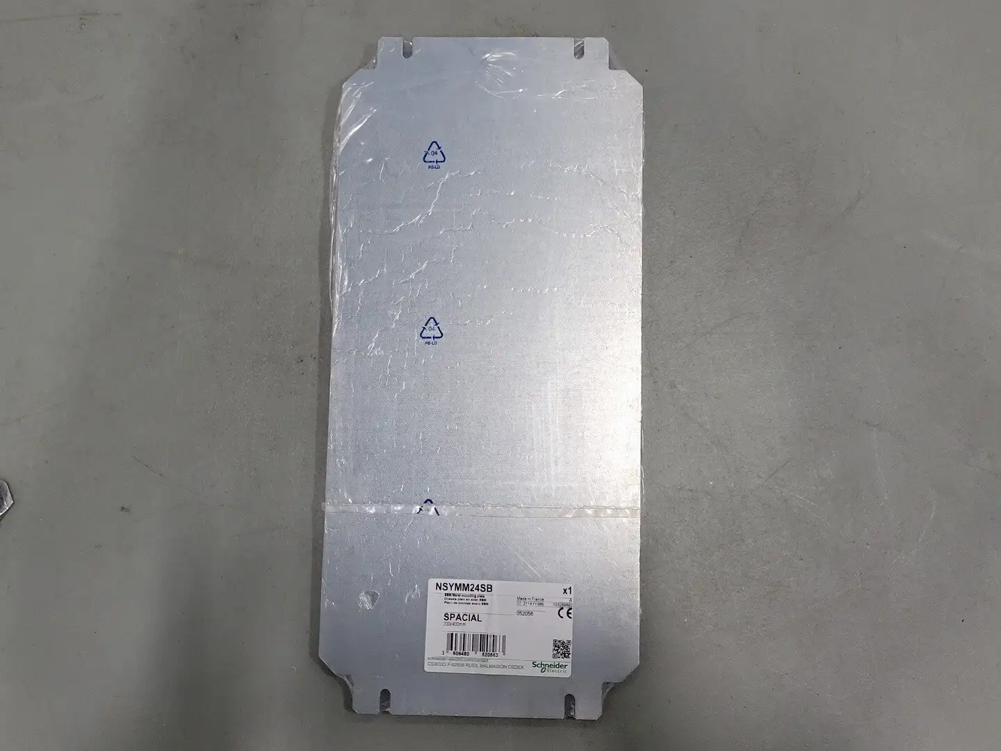 NEW SCHNEIDER ELECTRIC NSYMM24SB