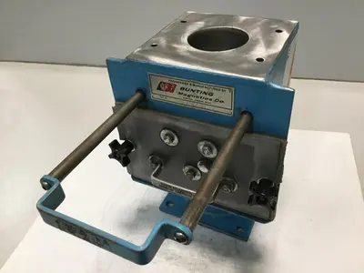USED METAL FABRICATOR MAGNET