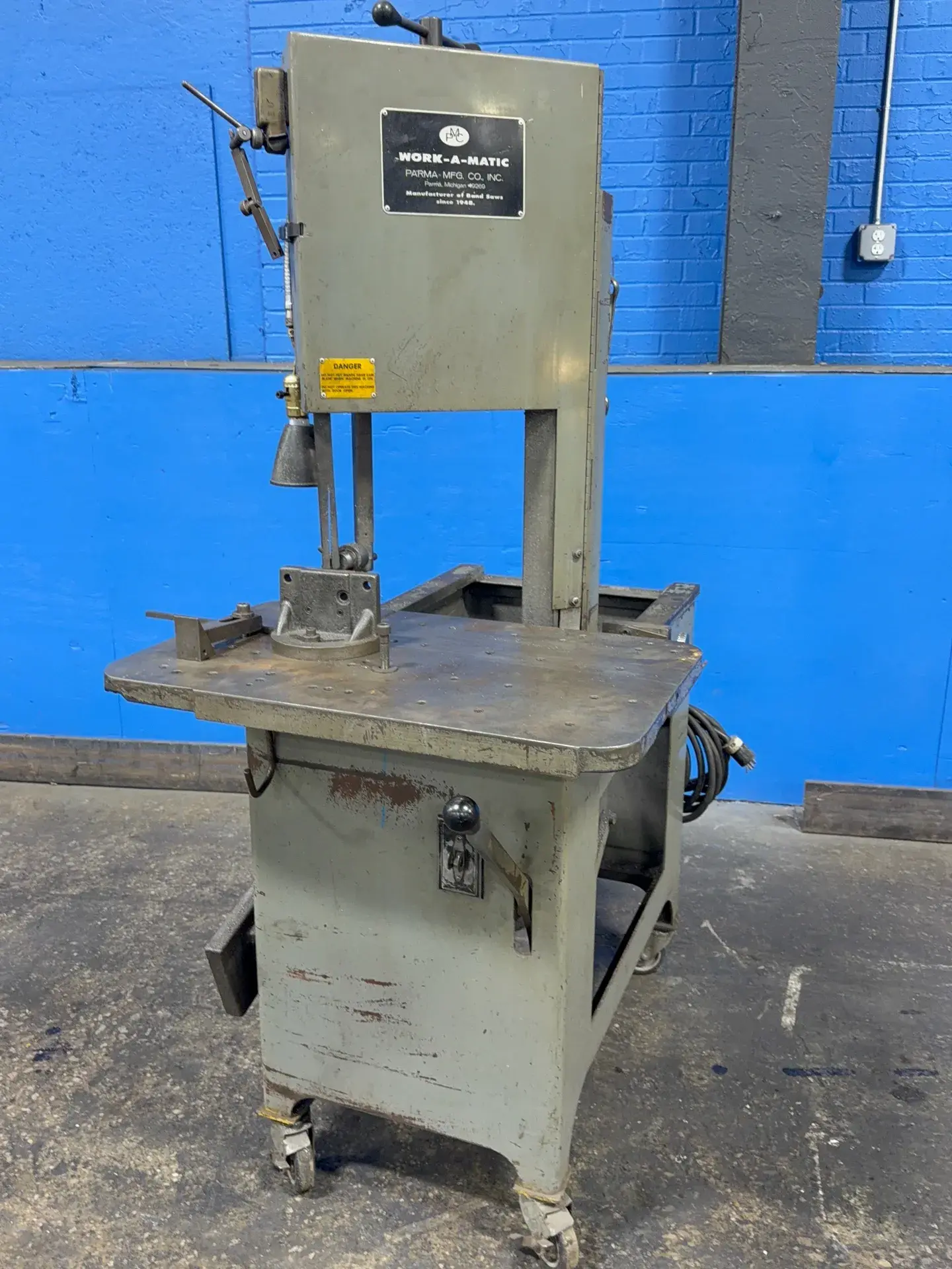 Used PARMA MFG CO. INC. WORKAMATIC Vertical Band Saws Ohio US | HGR 24 #1518903