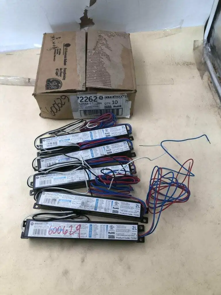 GE GE232MAX-L/ULTRA Outdoor 2-Lamp Instant Start T8 Ballast 120-277V -NIB of 5