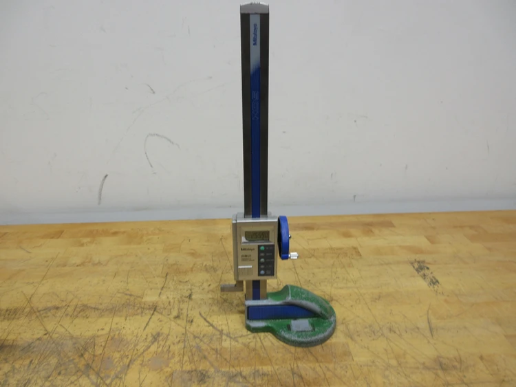 Used MITUTOYO HDS-H12"C Height Gages Minnesota US | Machinesused.com #1548835