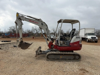 USED 2022 TAKEUCHI TB 235-2