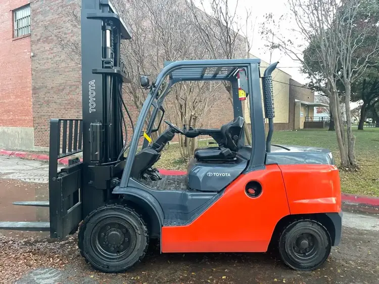 Used 2018 TOYOTA 8FD50U Misc Forklifts Texas US | 4K Lift Co #1503058
