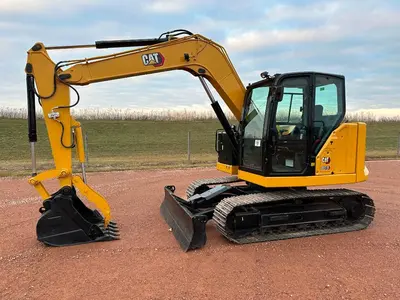 USED 2022 Caterpillar 307.5