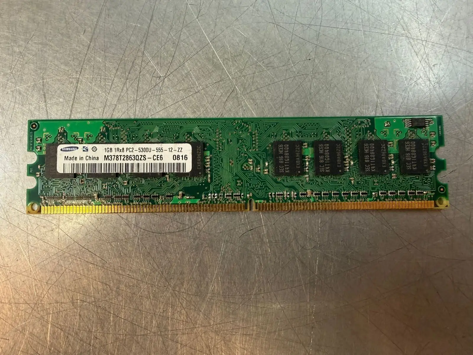 Samsung M378T2863QZS-CE6 1Gb 1Rx8 PC2-5300U-555-12-ZZ (5.3.5)