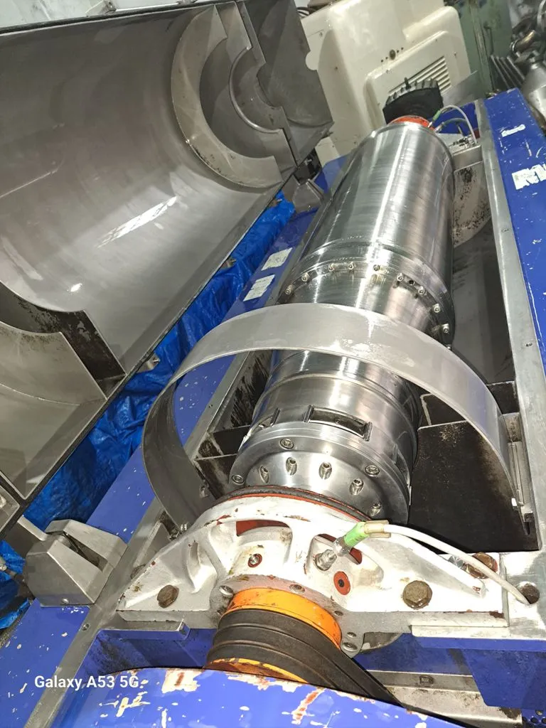 Alfa-Laval SGDM 305 decanter centrifuge, 316SS.