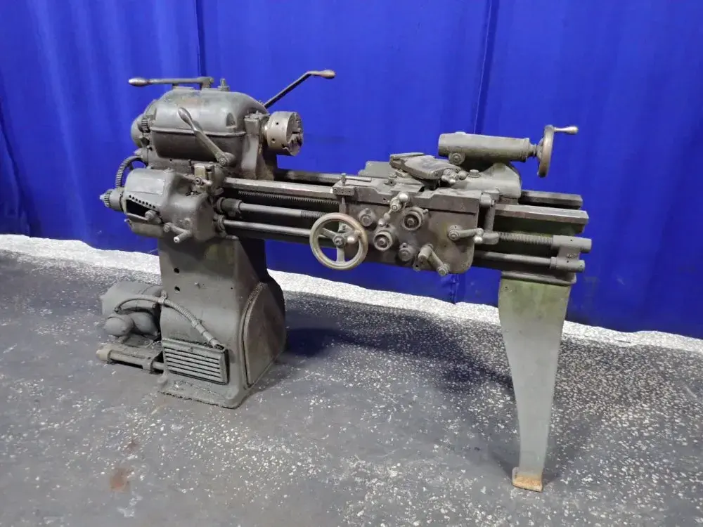 Rockford Economy Lathe 28" X 10" Lathe