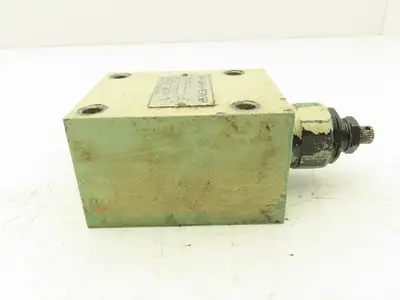 Kawasaki Rexroth DBDS10P-K12/200 Hydraulic Pressure Relief Valve