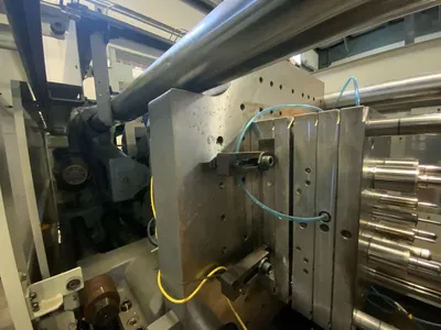 2016 TOSHIBA MACHINE EC250SXIIV50-U48-8B HORIZONTAL INJECTION MOULDING MACHINES | INJECTION DEPOT GROUP (14)