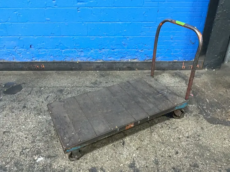 Used _UNKNOWN_ _UNKNOWN_ Distribution and Warehouse Trolleys Ohio US | HGR 24 #1370301