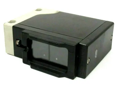 USED TELEMECANIQUE XUE-F080319 PHOTOELECTRIC XUEF080319