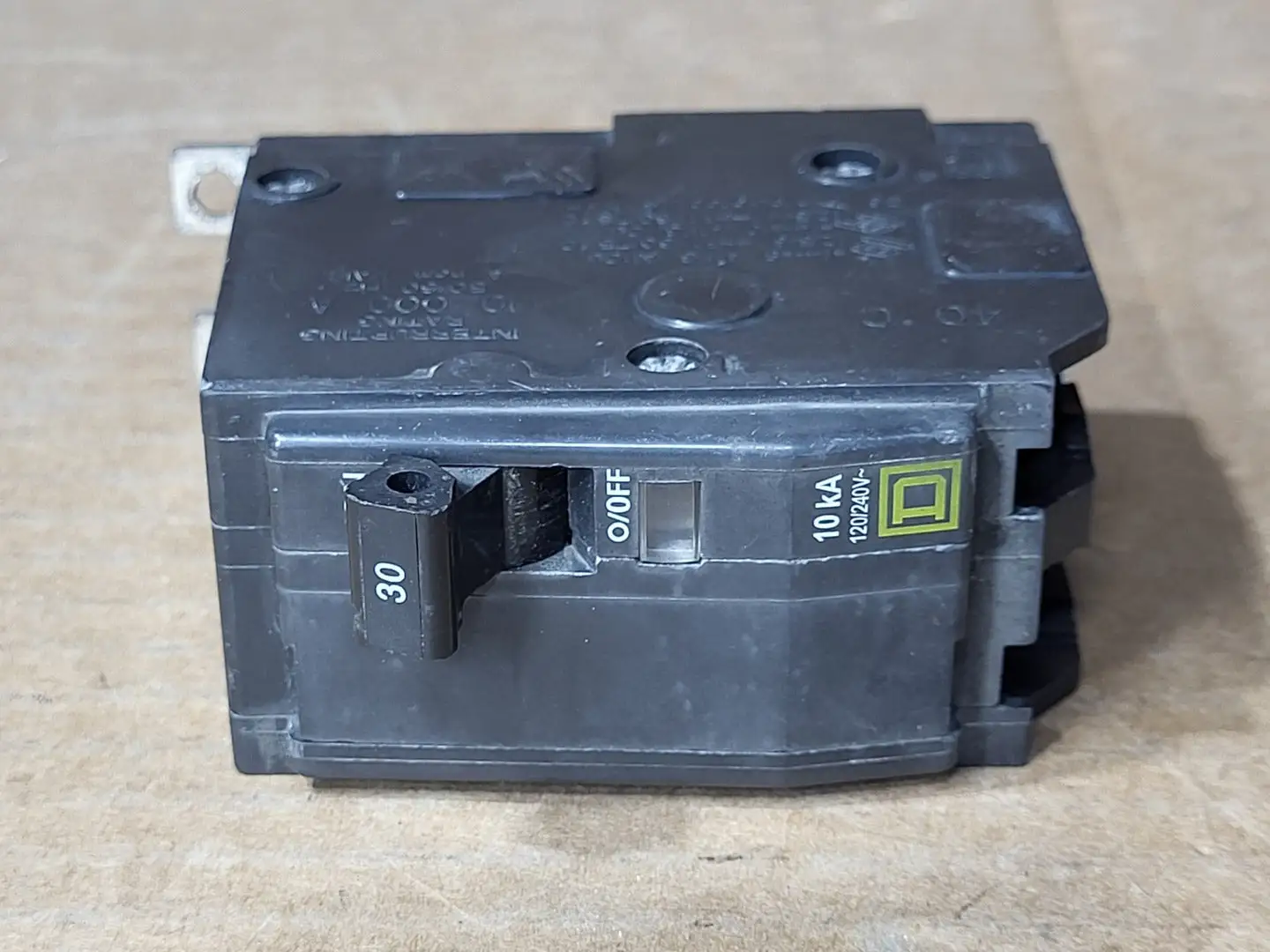 Used SQUARE D QOB230 Switchgears British Columbia CA | Lenmark #1438608