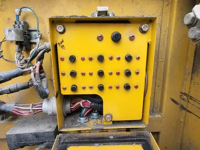 USED 2003 KOMATSU PC600LC-6