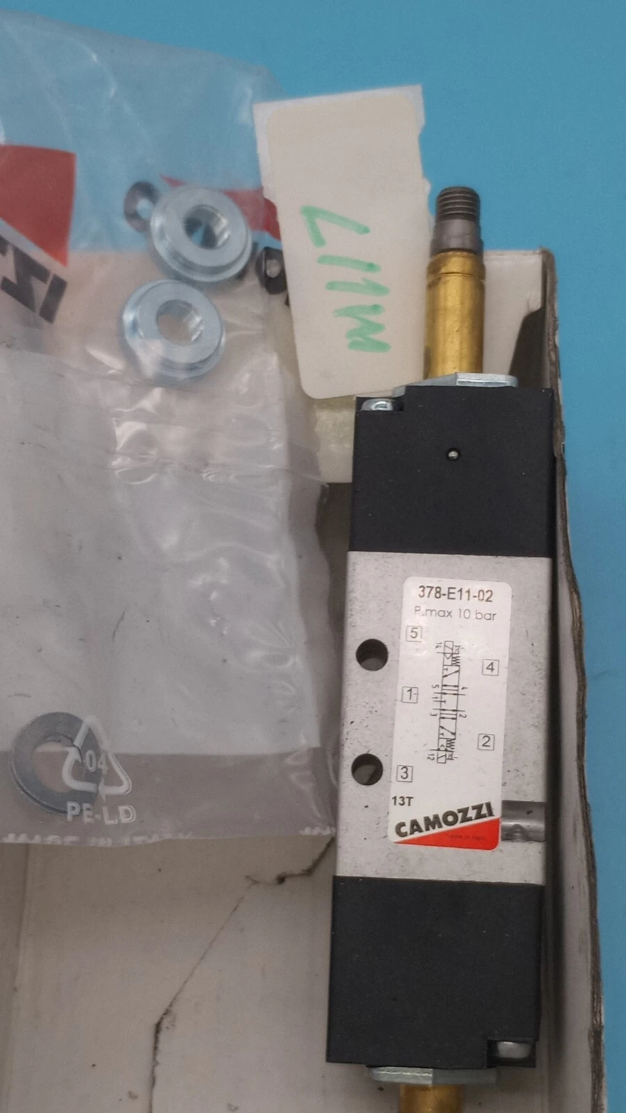 NEW Camozzi 378-E11-02