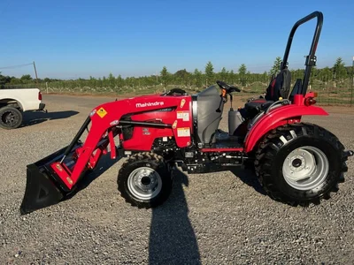 USED 2019 Mahindra 1635 HST w/ Loader