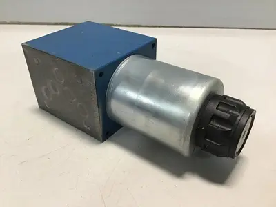 USED REXROTH 4WE10EA32CG24N9Z4