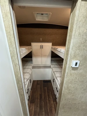 Used DUTCHMAN KOMFORT 3030QB Campers, Caravans, Motorhomes Oregon US | MachineryMax #1341169