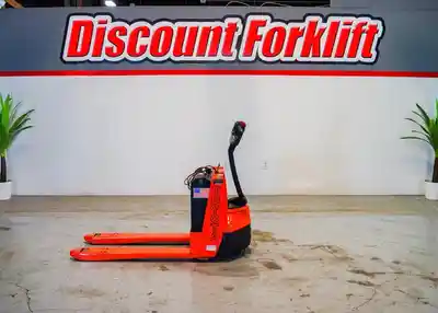 USED 2020 TOYOTA 8HBW23