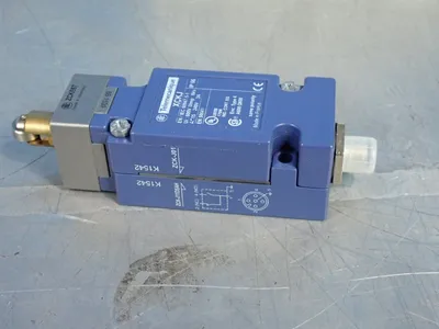 Used TELEMECANIQUE XCKJ1167DSA8 Relays & Switches Ohio US | HGR 24 #915932