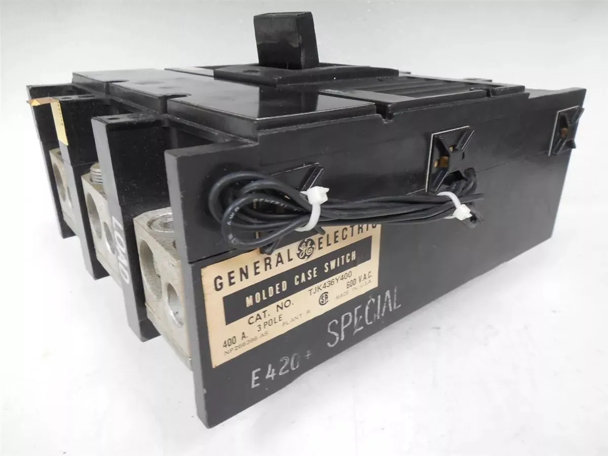 General Electric TJK436Y400 Molded Case Switch 400 Amps 600 Volts Used