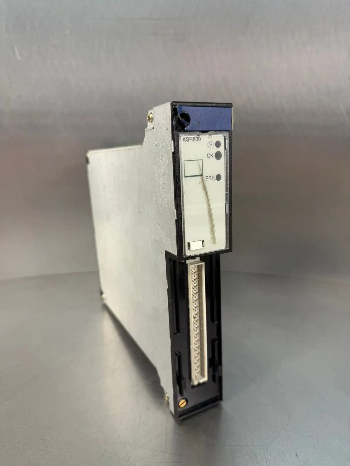 Schneider Electric TSX 47/67/87/107 8 Outputs +-10V 4-20 MA (8.4.7)