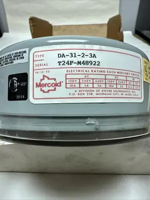 New | in-Stock DWYER DA-31-2-3A Miscellaneous Equipment (Electrical & Power) | Surplus Asset Holdings #1197982