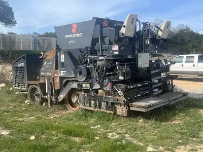 Used 2017 ROADTEC SP100E Asphalt Pavers California US | Mittry Construction #1363466