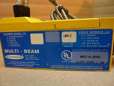 USED BANNER ENGINEERING LM4-2