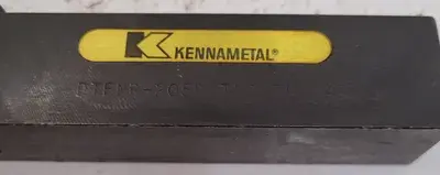 USED KENNAMETAL DTFNR-205D