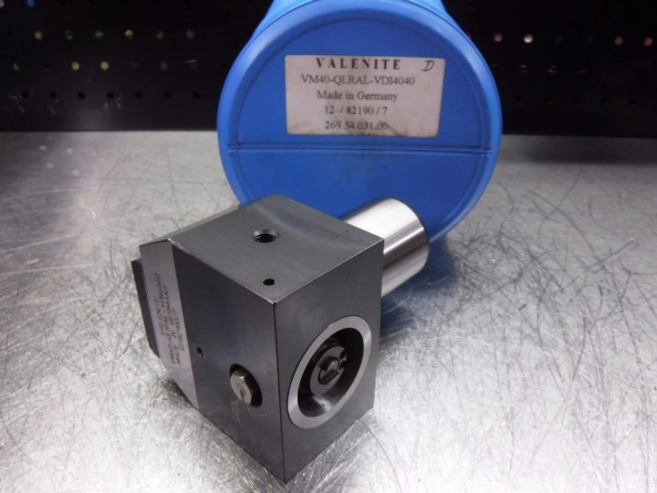 Valenite VDI40 Shank KM40 Clamping Unit VM40-QLRAL-VDI4040 (LOC163B)