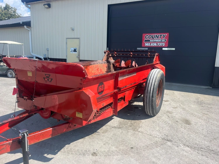MASSEY FERGUSON 160 Manure Spreader | County Equipment Company LLC