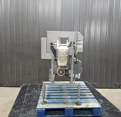 USED LOMA IQ2