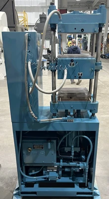 USED 1982 WABASH WABASH 30-1212-4TMB PRESS