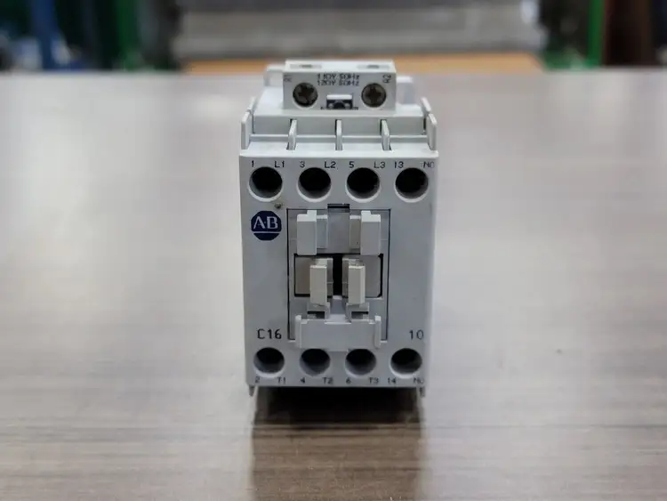 Used ALLEN-BRADLEY 100-C16D10 Switchgears British Columbia CA | Lenmark #242692