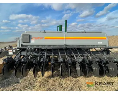 Used CRUSTBUSTER _UNKNOWN_ No-Till Drills Iowa US | Keast Enterprises #1360247
