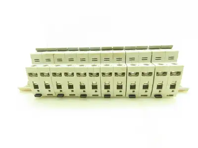 Eaton WMZS2C03 C3 Circuit Breaker 3A 10kA 277/480VAC 2 Pole Lot of 6