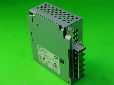 USED OMRON S82J-01015D