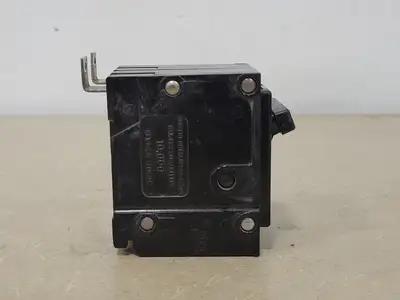 USED CUTLER-HAMMER BQL260