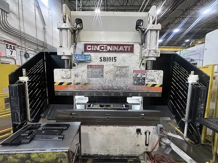 Used 2017 Cincinnati 60PF+4 Press Brakes Texas US | Machine Tool Bids #1481451