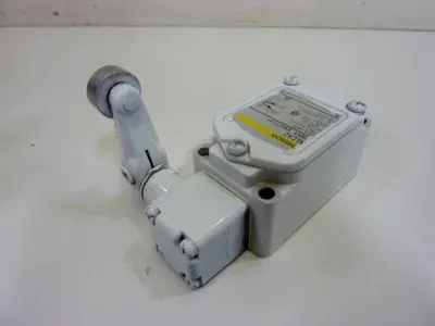 USED OMRON WLCA2