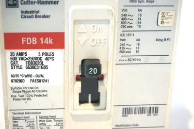 CUTLER HAMMER FDB3020L CIRCUIT BREAKER 3 POLE
