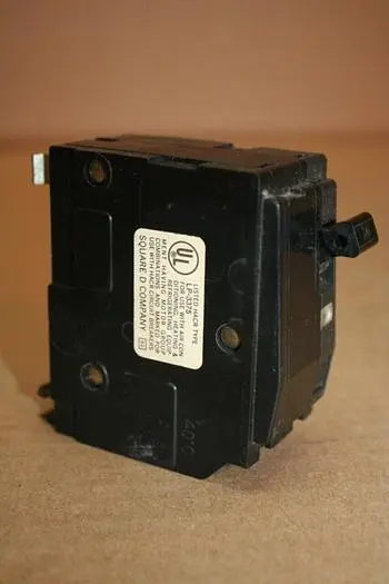 USED SQUARE D QO230