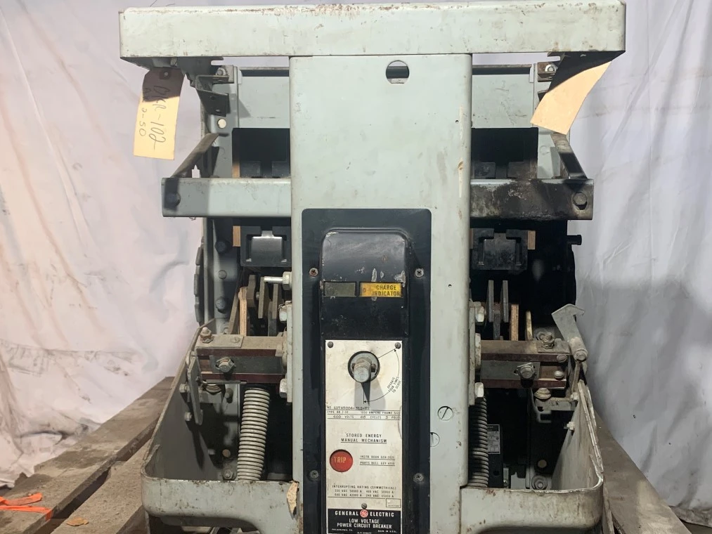 General Electric AK-2-50 Low Voltage Power Circuit Breaker