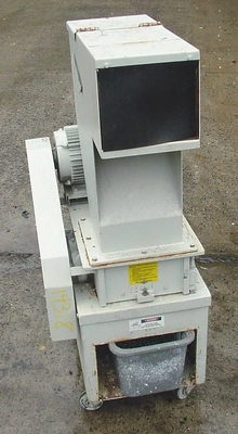 USED SEM SECURITY DESINTEGRATOR 10 B KNIFE MILL