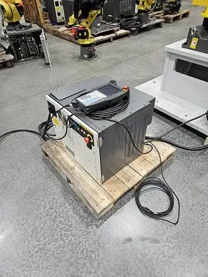 USED FANUC M-710IC/50