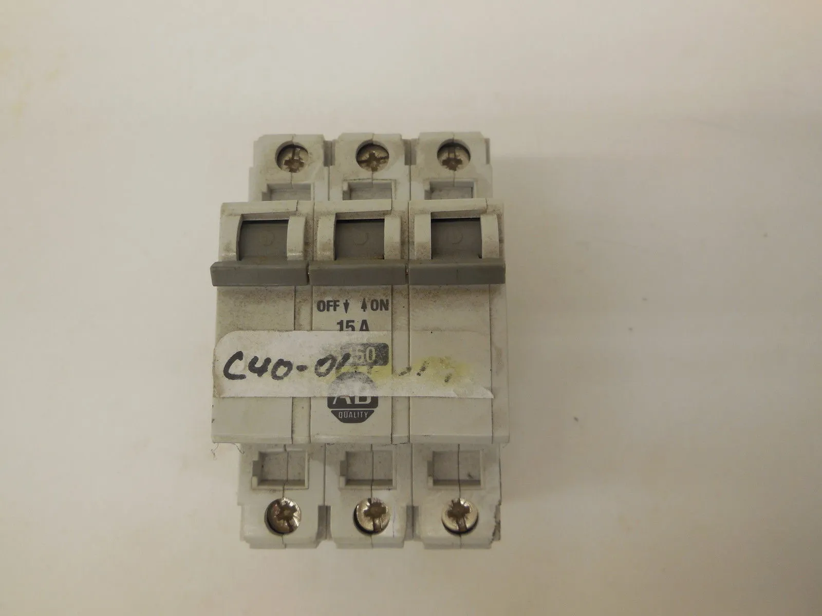 ALLEN BRADLEY 1492-CB3-G150 CIRCUIT BREAKER 1492CB3G150