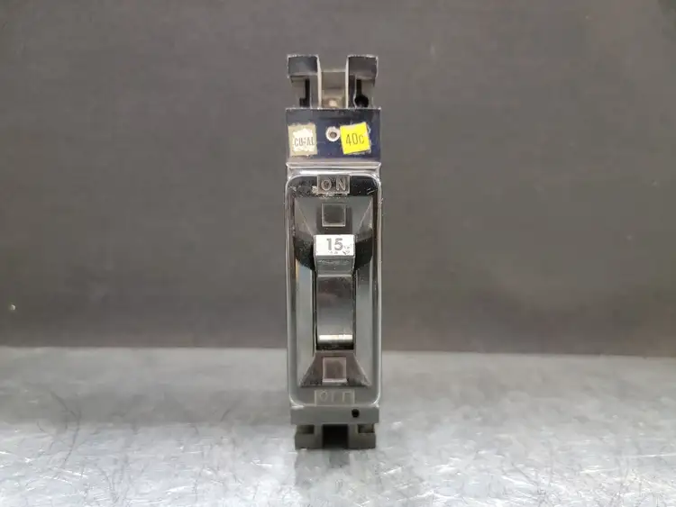 Used FEDERAL PIONEER NEF311015 Switchgears British Columbia CA | Lenmark #243917