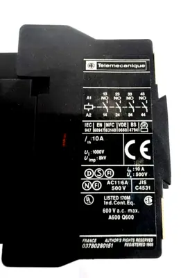 NEW TELEMECANIQUE CA3DN40 CONTROL RELAY 110V