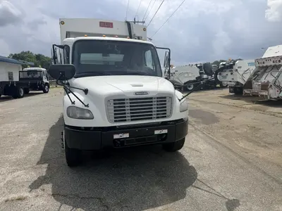 Used 2016 FREIGHTLINER BUSINESS CLASS M2 106 Reefer Trucks North Carolina US | Levan Equipment #1545578