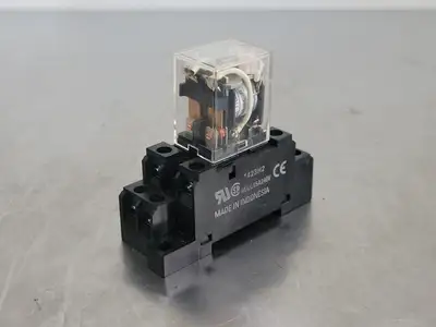 USED OMRON LY2N